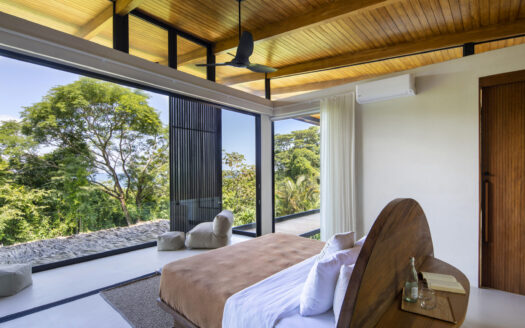 4 Bedroom Ocean View Home in Hermosa