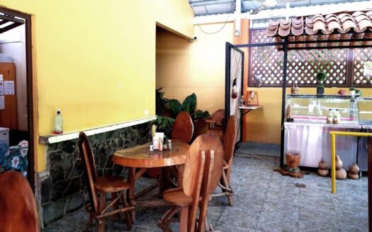 Herradura Restaurant MiniMarket good income property