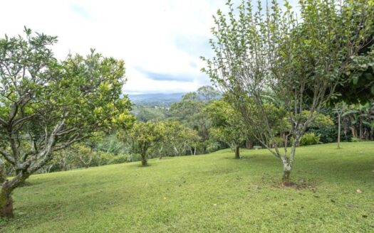 Cozy House For Sale, Poas Costa Rica