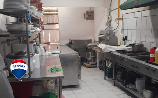 Prime location | Business Opportunity | Titled 200m from the beach