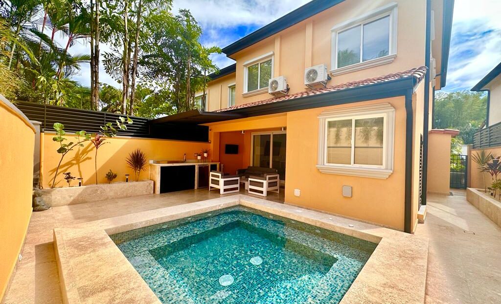 Garabito Central Pacific Costa Rica>Herradura Bay For Sale 66767 | RE/MAX Costa Rica Real Estate