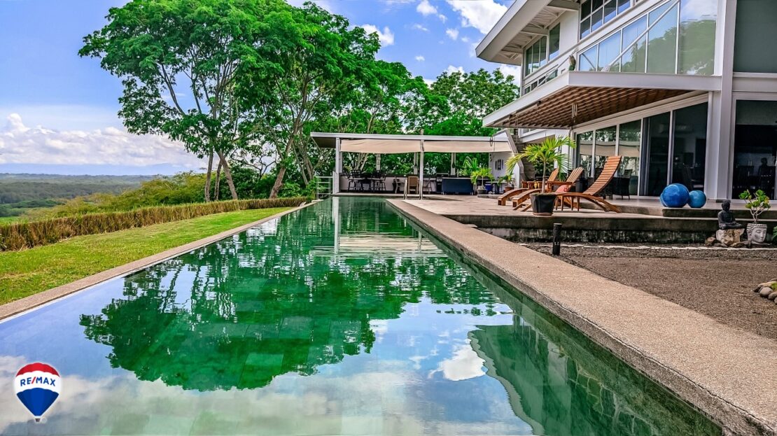 Garabito Central Pacific Costa Rica>Tarcoles For Sale 69577 | RE/MAX Costa Rica Real Estate