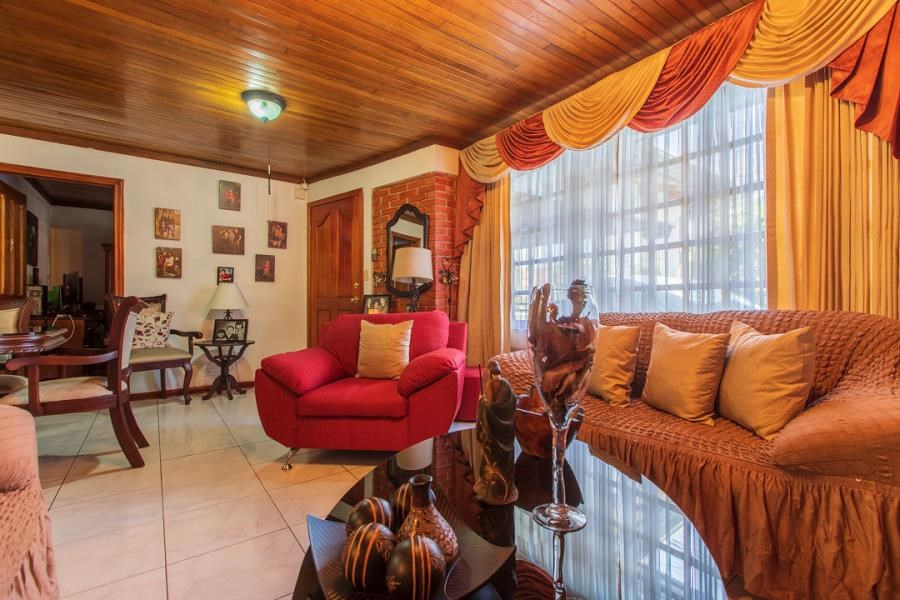 FOR SALE HOME IN SAN PABLO HEREDIA