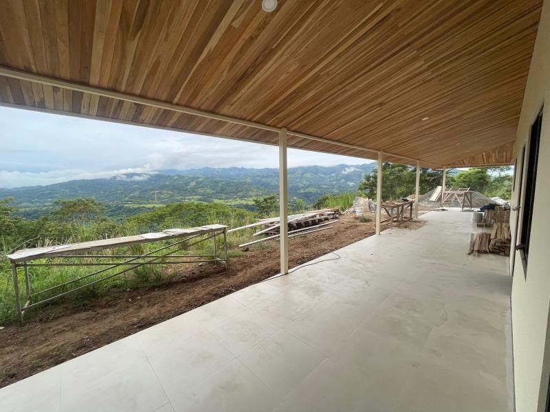 Brand new home with views in gated community of Atenas