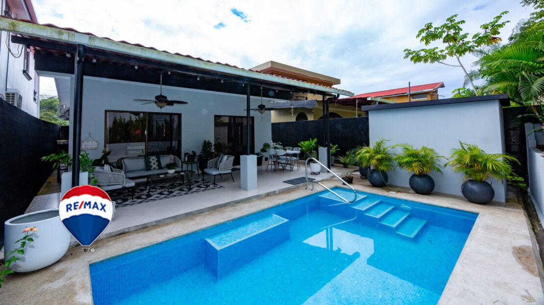 Garabito Central Pacific Costa Rica>Esterillos For Sale 73282 | RE/MAX Costa Rica Real Estate