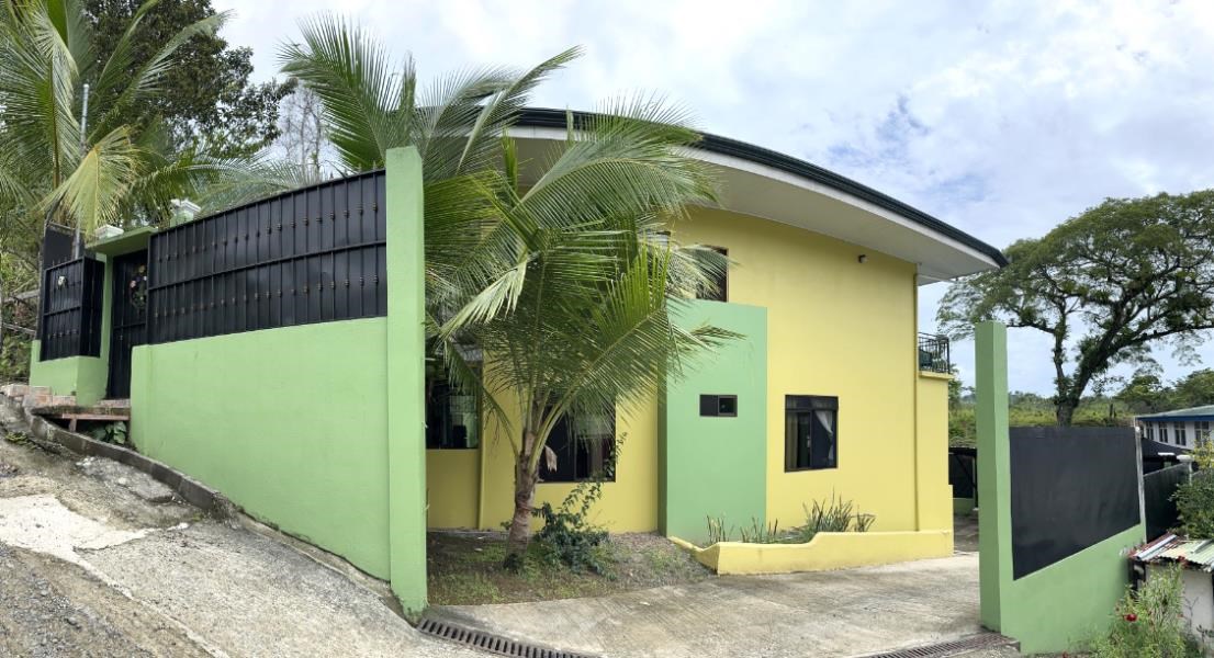 Your home in Manuel Antonio awaits you property 10 minutes from the