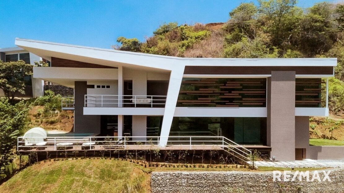 Garabito Central Pacific Costa Rica>Hermosa Beach For Sale 76205 | RE/MAX Costa Rica Real Estate