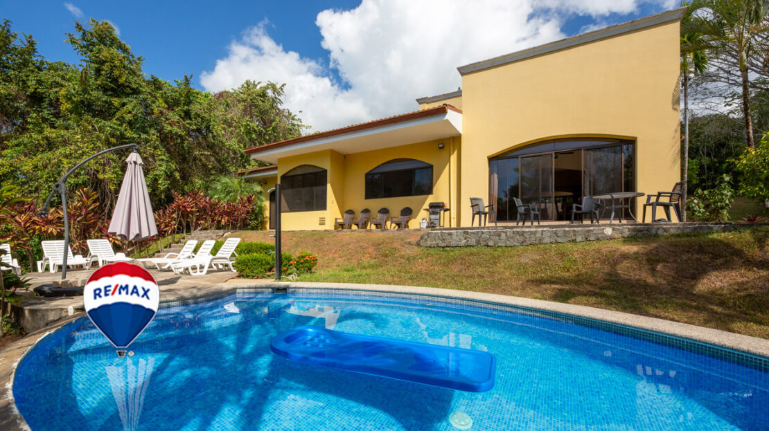 Garabito Central Pacific Costa Rica>Esterillos For Sale 76786 | RE/MAX Costa Rica Real Estate
