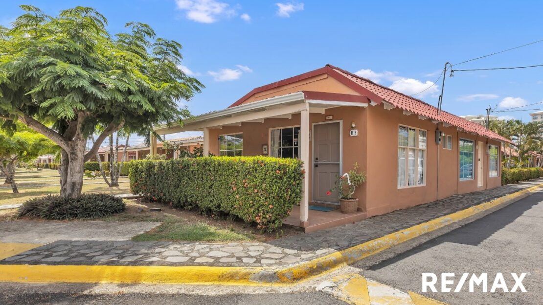 Garabito Central Pacific Costa Rica>Jaco For Sale 76665 | RE/MAX Costa Rica Real Estate
