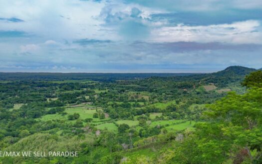 177 acre Ocean view property with multiple plantels, unspoiled mountain, jungle, river and waterfall areas.