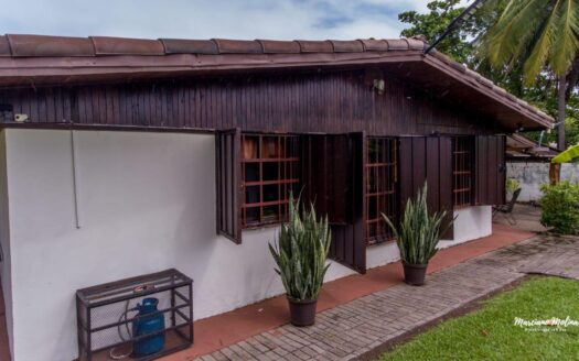Spectacular house in Playa Guacalillo