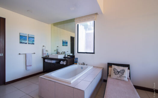 Nativa,  fully furnished cozy  two bedroom condo