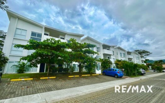 Charming 2 bedrooms apartment downtown Jaco Beach in Lapa Living