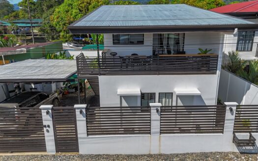 A House With An Upper Live-In Suite & Two Fully Serviced Downstairs Rental Apartments