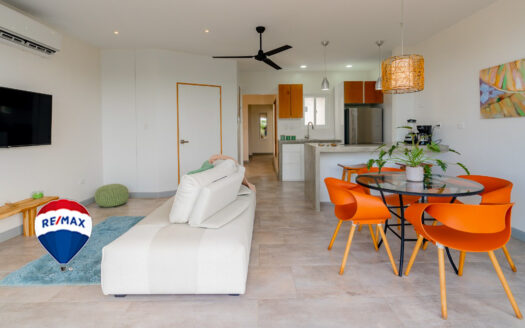 Titled Beachfront Luxury Apartment Building | Hermosa Beach Jaco