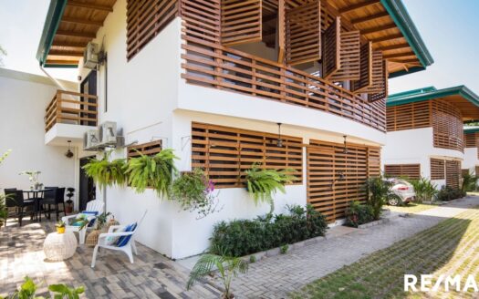 Jungle Villa | Tropical Living