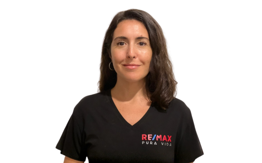 Manuela Fernandez Barrio REMAX Pura Vida
