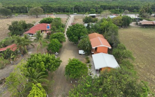 Turnkey Cabin Business Opportunity in Santa Rita, Guanacaste
