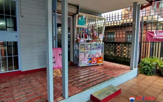 Commercial Center for Sale – 636 m² in Downtown Tres Ríos – 11 Rental Units + Customer Parking – High Return Potential