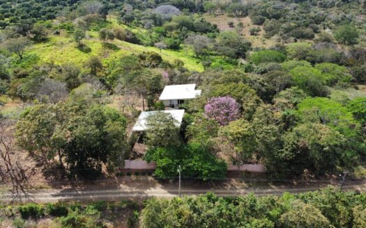🌿 Modern Tropical Retreat – Two Stunning Homes Minutes from the Pacific Ocean 🌿 Now only $275,000 (Recently reduced from $350,000!)