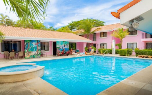 Garza Real #15 Las Palmas Condo