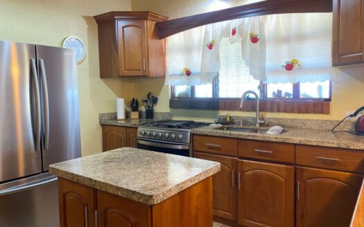 House for Sale with Excellent Location in Grecia, Alajuela