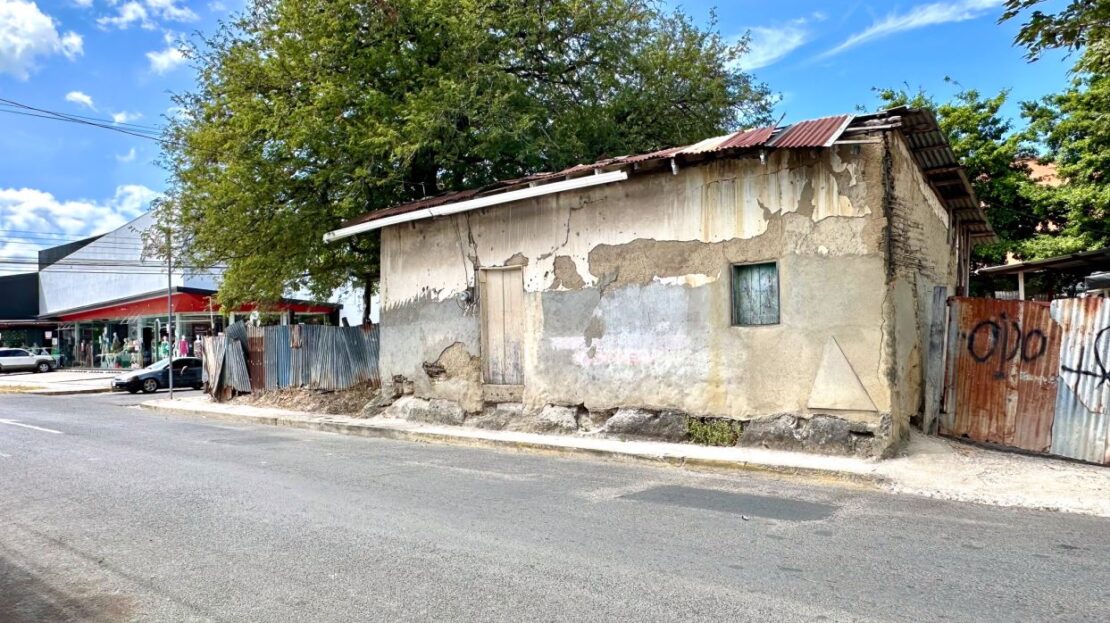 Corner Lot for Sale in Downtown Liberia