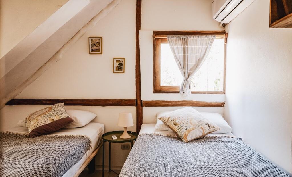 Prime Location! North ST Boutique Hotel - Steps to the surf