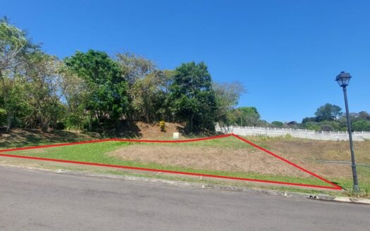 Large Lot in sale in Private Condominium in Grecia , Costa Rica