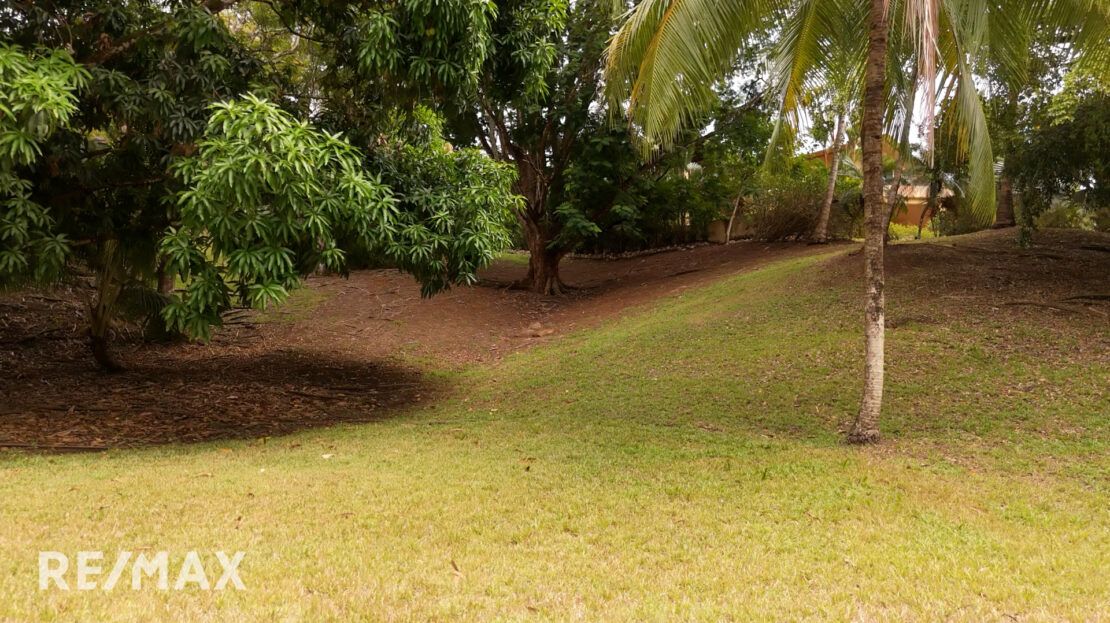 BEAUTIFUL LOT 3 IN CONDOS LOMA VERDE!!! Guanacaste | REMAX
