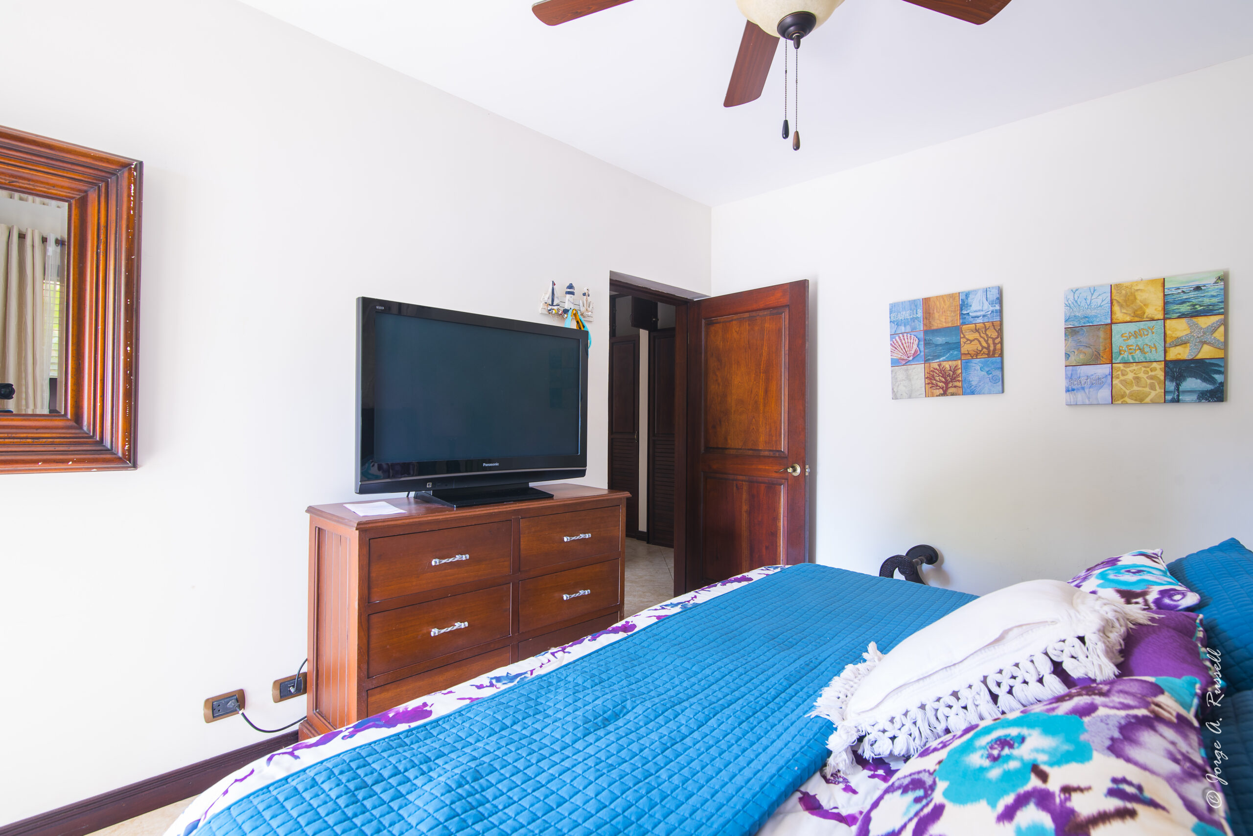Jaco Beach Budget friendly seaside condominium