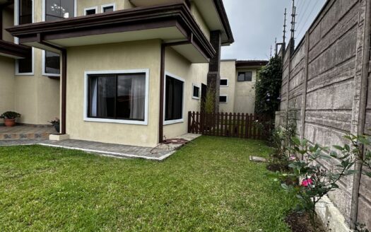 Elegant home surrounded by nature in San Jerónimo de Moravia