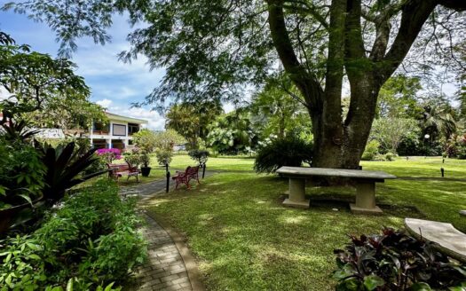 Luxury Turnkey Condo for Sale – Santo Domingo, Heredia