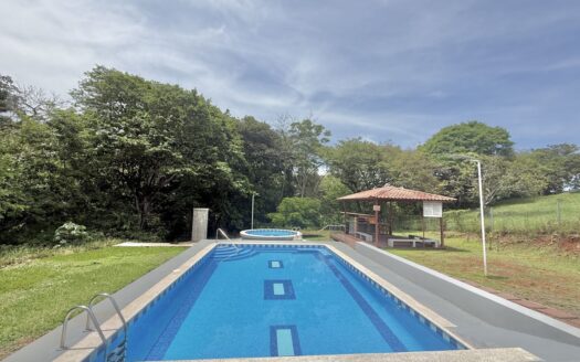 Lot for Sale in Orotina San Mateo, gated community