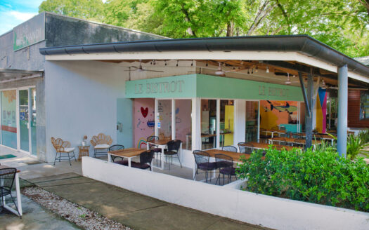 Playa Guiones, Restaurant + Ice cream Kiosk for sale