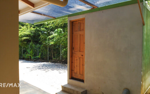MULTI-UNIT PROPERTY IN LA BOCA