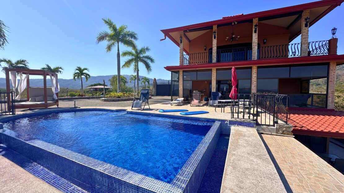PRICE DROP!!!  Villa del Golfo – Luxury Living in Cabo Blanco Puntarenas | REMAX