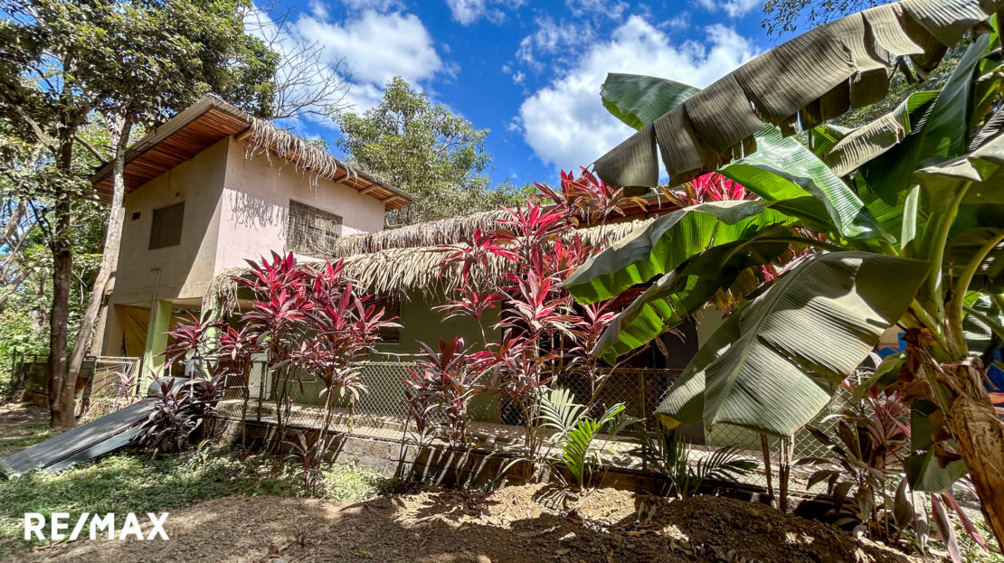 🏡 Investment Opportunity in Nosara – Home with Casita & Expansion Space 🌿 Guanacaste | REMAX