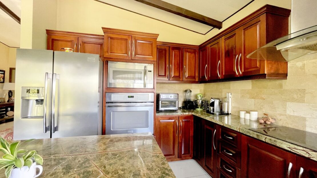 Costa Rica Real Estate