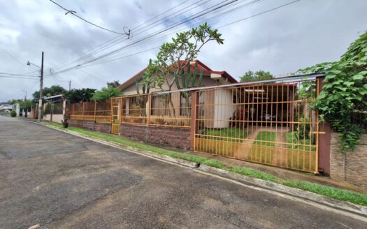 House for sale, Grecia Costa Rica