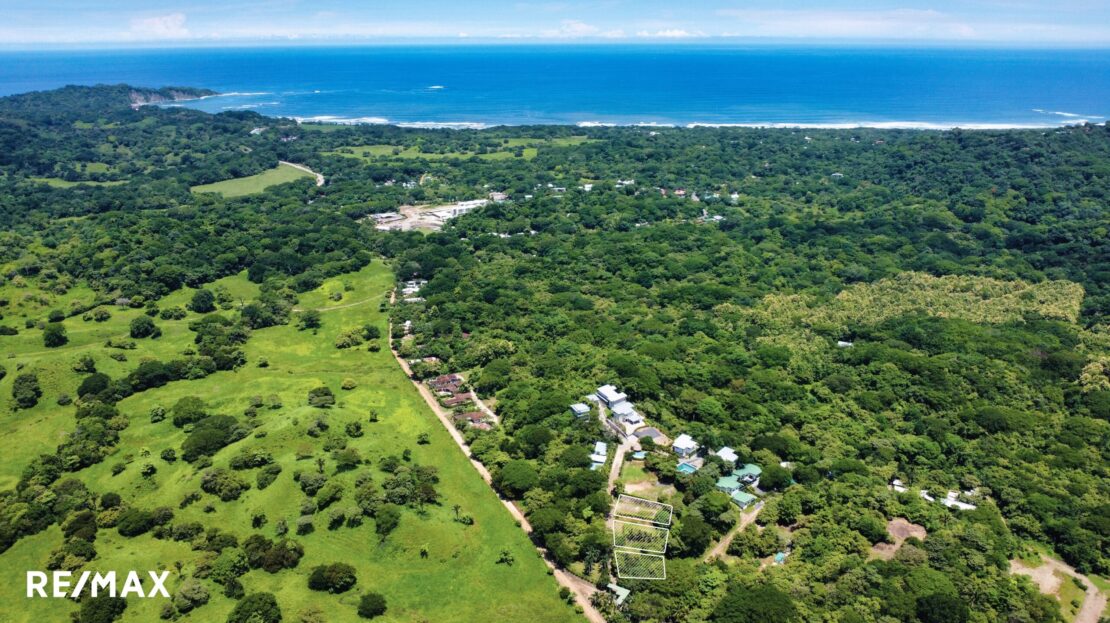 3 Ready-to-Build Lots Just 7 Minutes from the Beach Guanacaste | REMAX