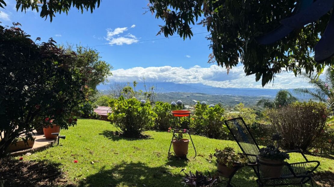 TurnKey  House For Sale Grecia Costa Rica