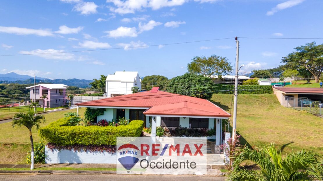 Single Story Home For Sale Grecia Costa Rica