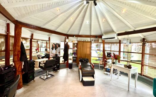 SALON AND BEAUTY SERVICES – RENTABLE TURKEY BUSINESS STEP FROM THE BEACH