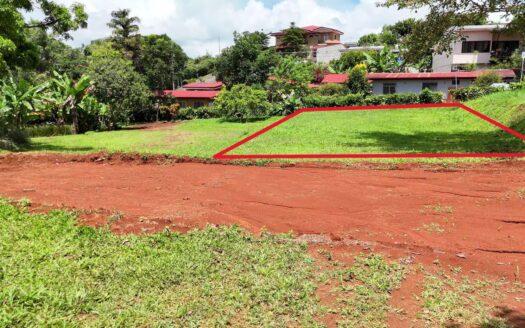 Exclusive & Rare Opportunity: Build Your Dream Home on This Stunning 394 m² Lot Near Downtown!