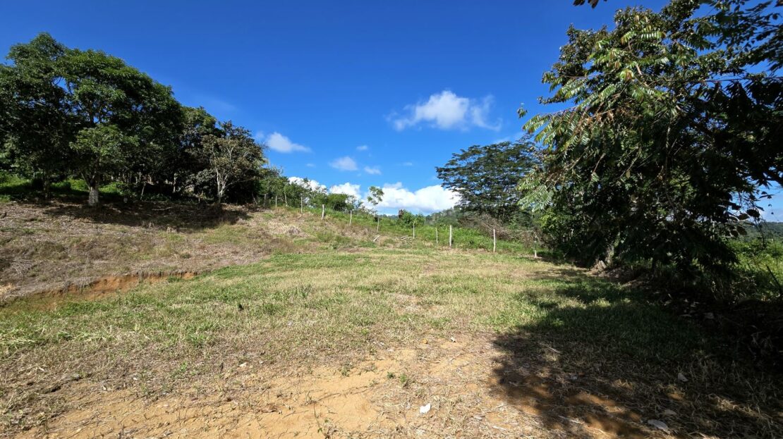 000 M² Scenic Lot In Las Mercedes De Cajón With Total Privacy