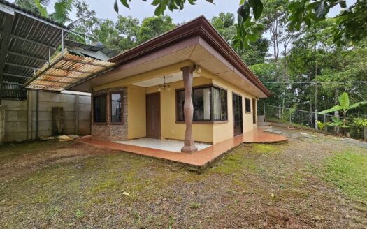Small House For Sale In the Charming Pedregoso, Perez Zeledon