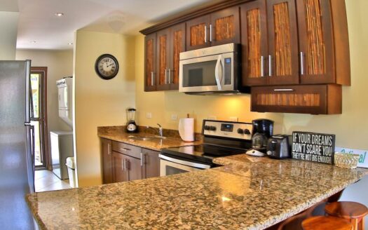 Spacious 3 Bedroom 3 Bath Condo Near Playa Grande and Conchal Beach