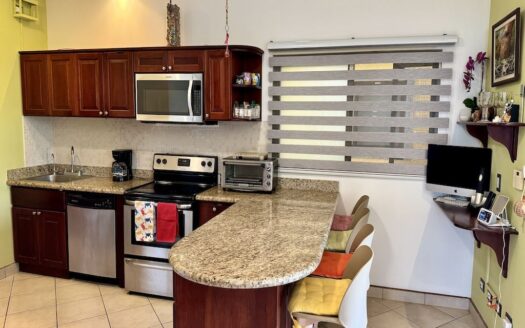 Best Deal at The Oaks ~ Lowest Priced Condo Available!