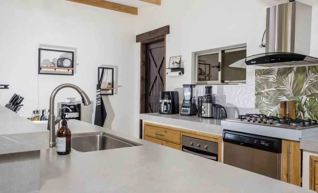 Casa Tempisque ~ Tranquil Retreat in Matapalo with Pool & BBQ Rancho